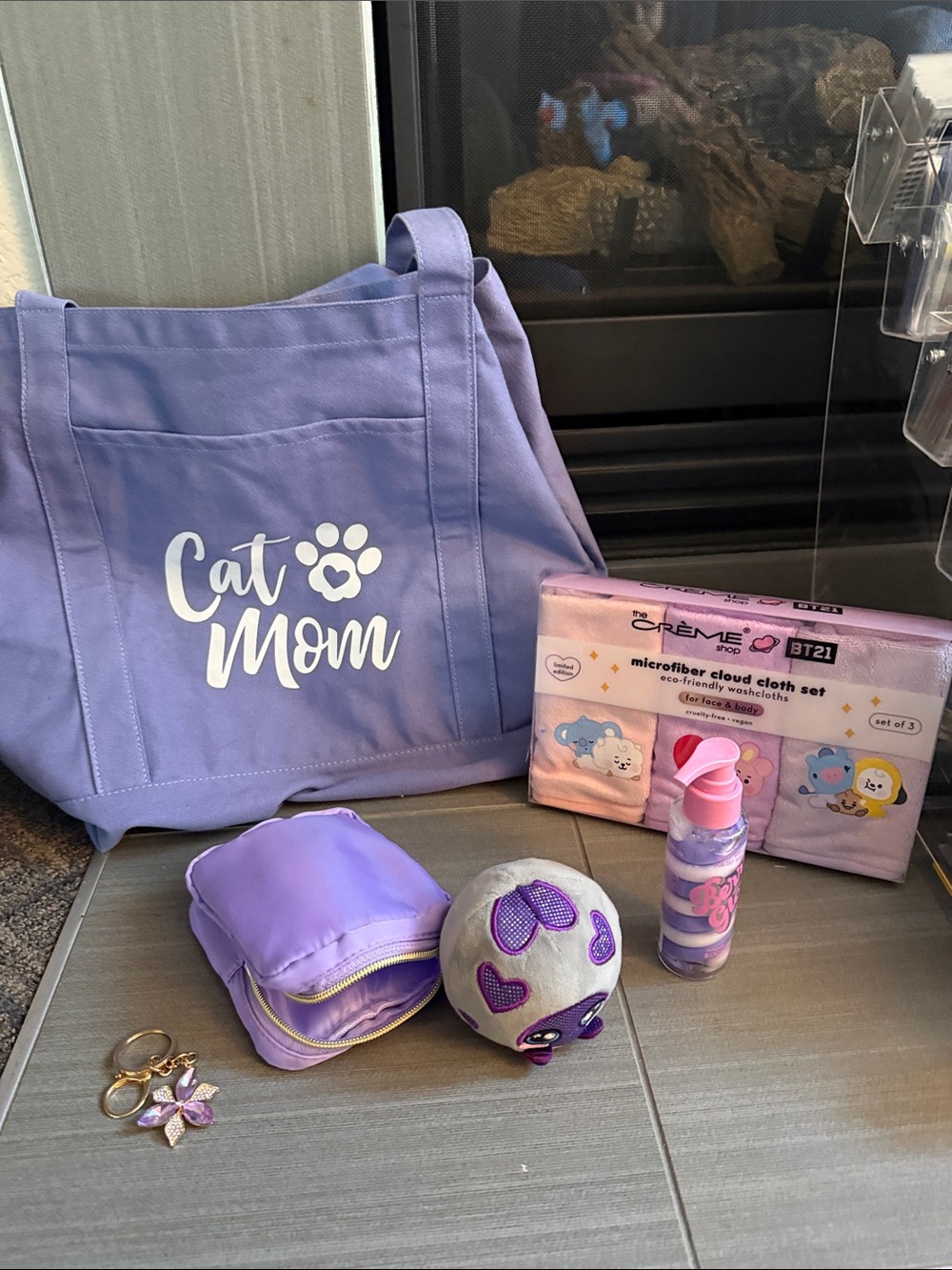 Bundle Cat Mom Tote Bag and Accessories Set - Lavender - Picture 2 of 5